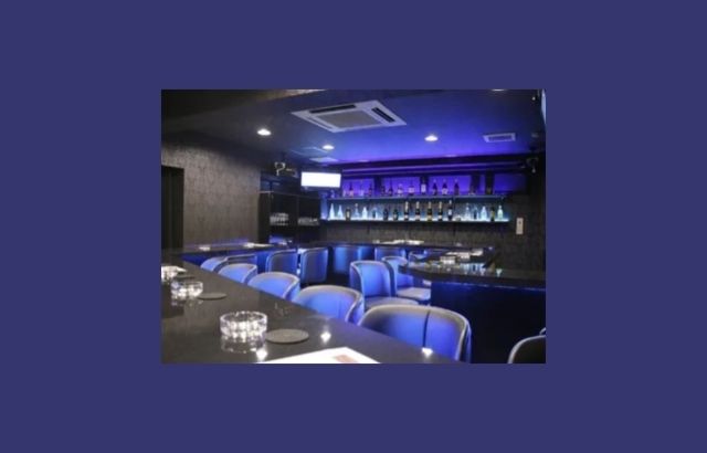 GIRLS BAR Bee (ビー)